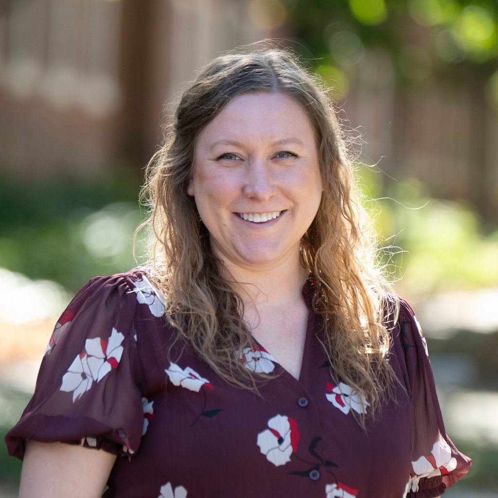Laurie Adamson headshot