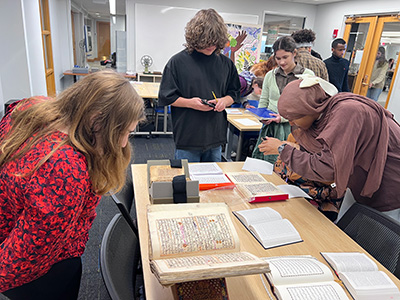Students studying Arabic