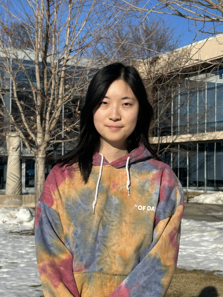 headshot of Lily Li