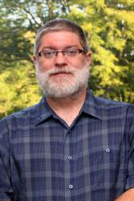 Headshot of Ely Sheinfeld