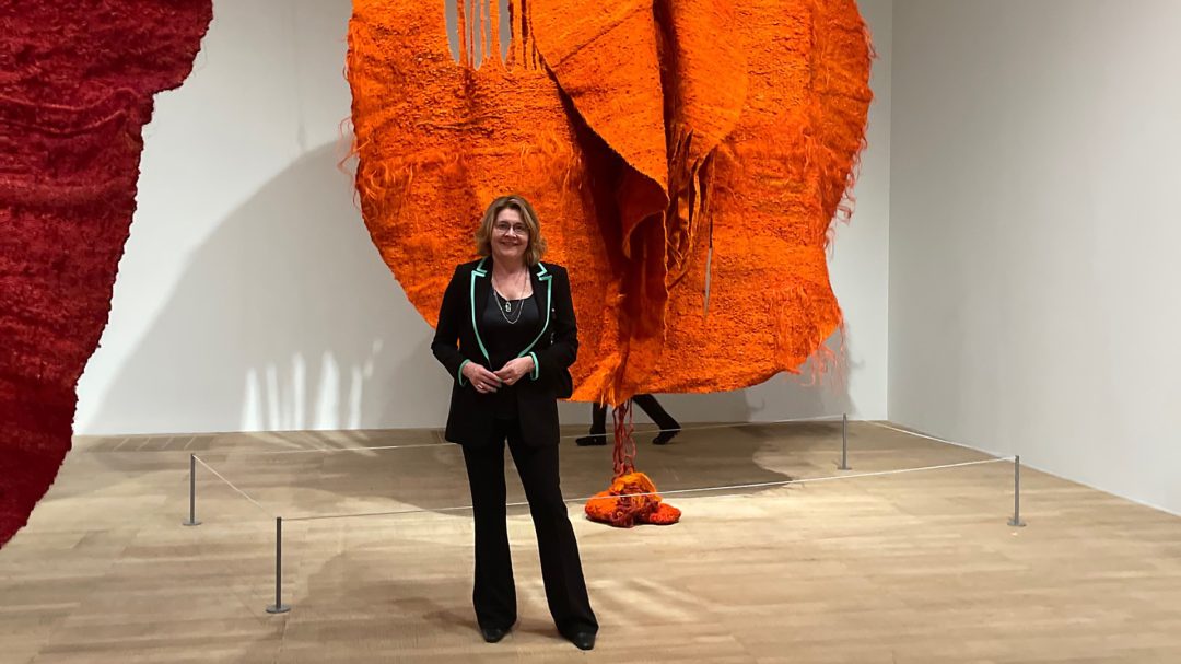 Art history professor’s book illuminates curators of Tate Modern