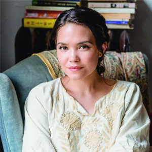 Magdalena Mora ’13