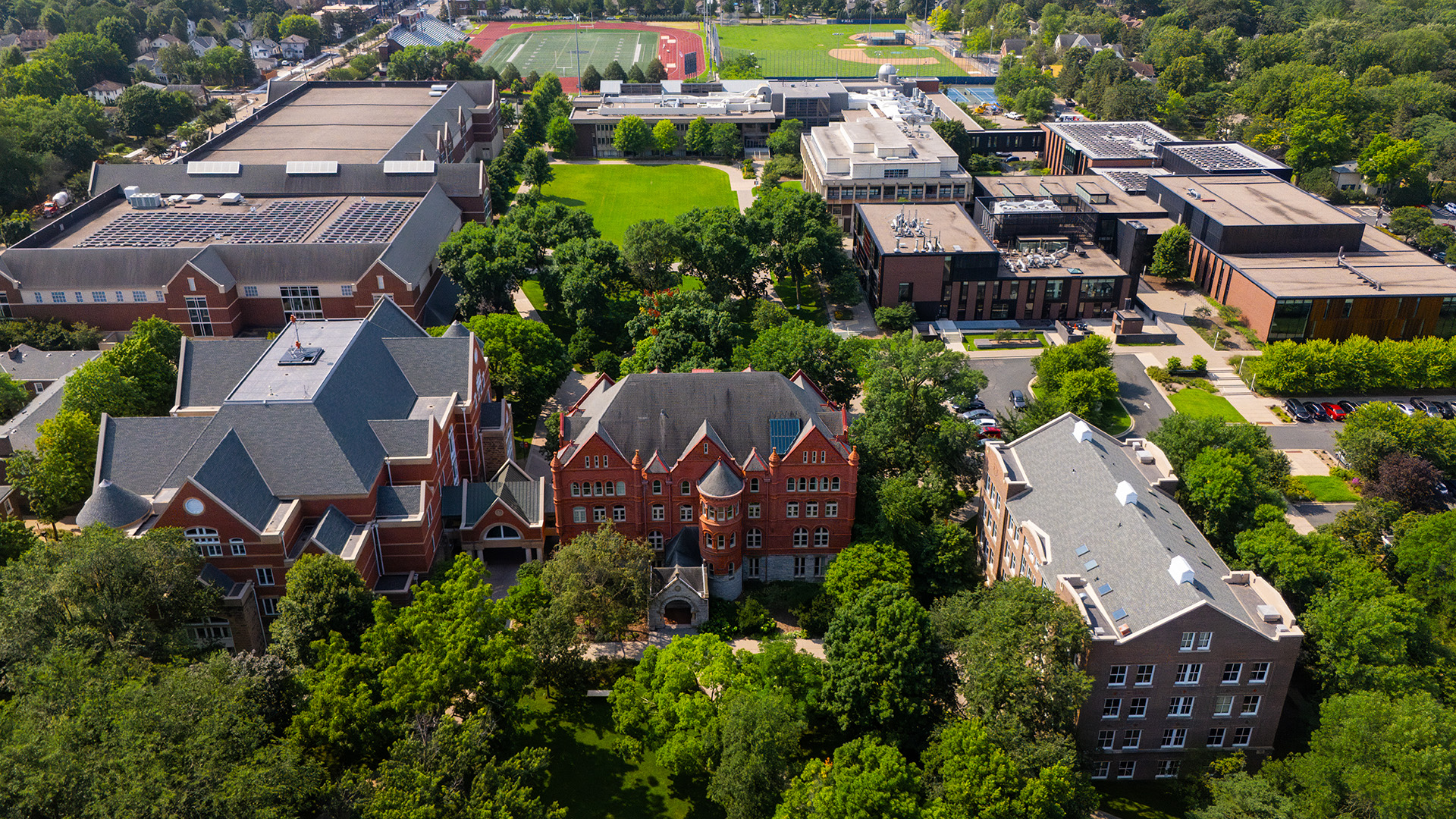 Aerial view of Macalester campus