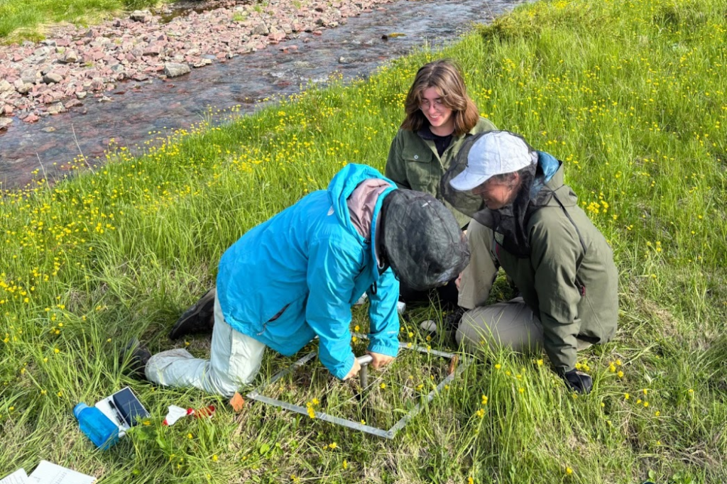 Ruth Dunlap ’26 works with an interdisciplinary team of Mac researchers in Norway as part of a grant looking at the future of the Arctic.