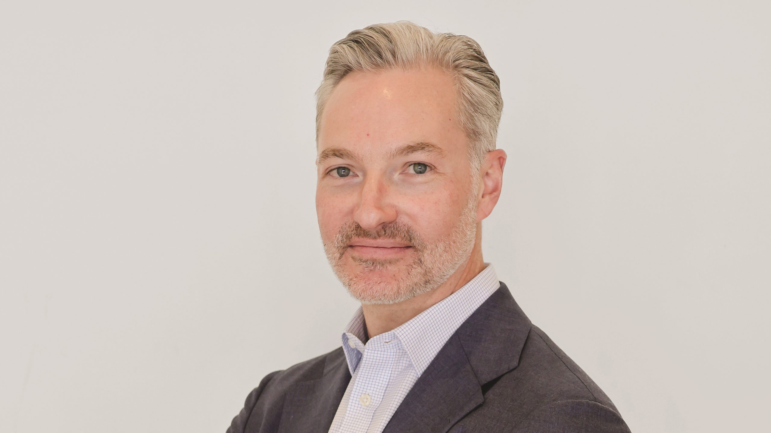 Headshot of Chris Dayton