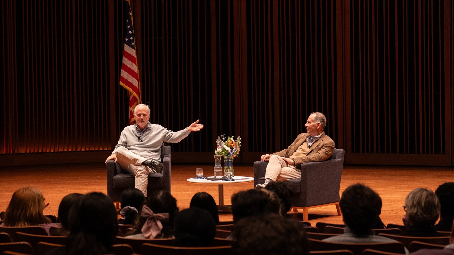 Former US Representatives Scott Klug and William Enyart present in Mairs Concert Hall during Macalester's Congress to Campus program.