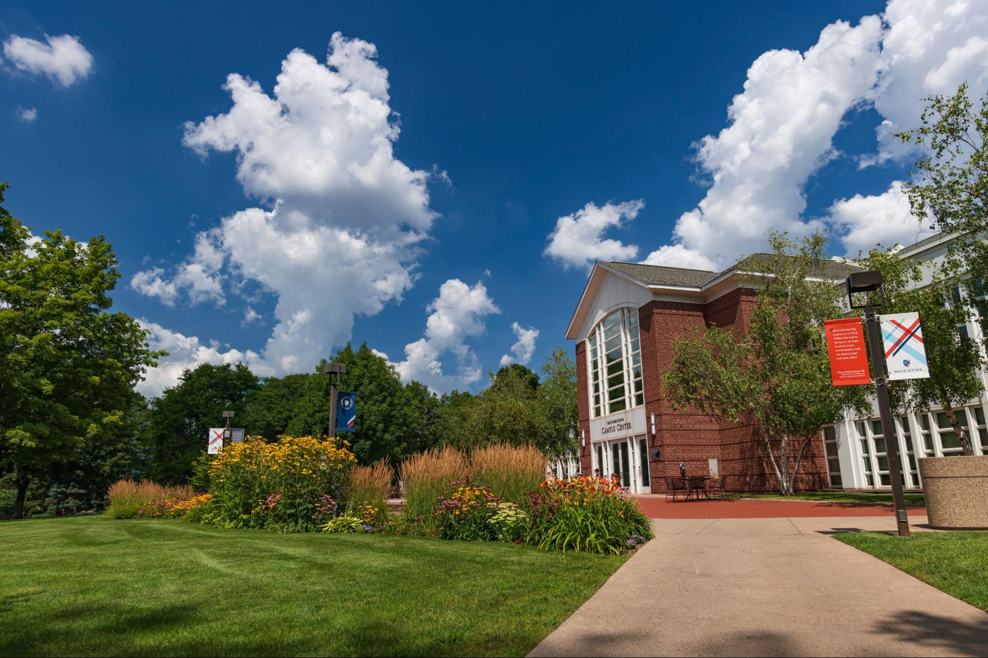 Photo of the Campus Center on a sunny day