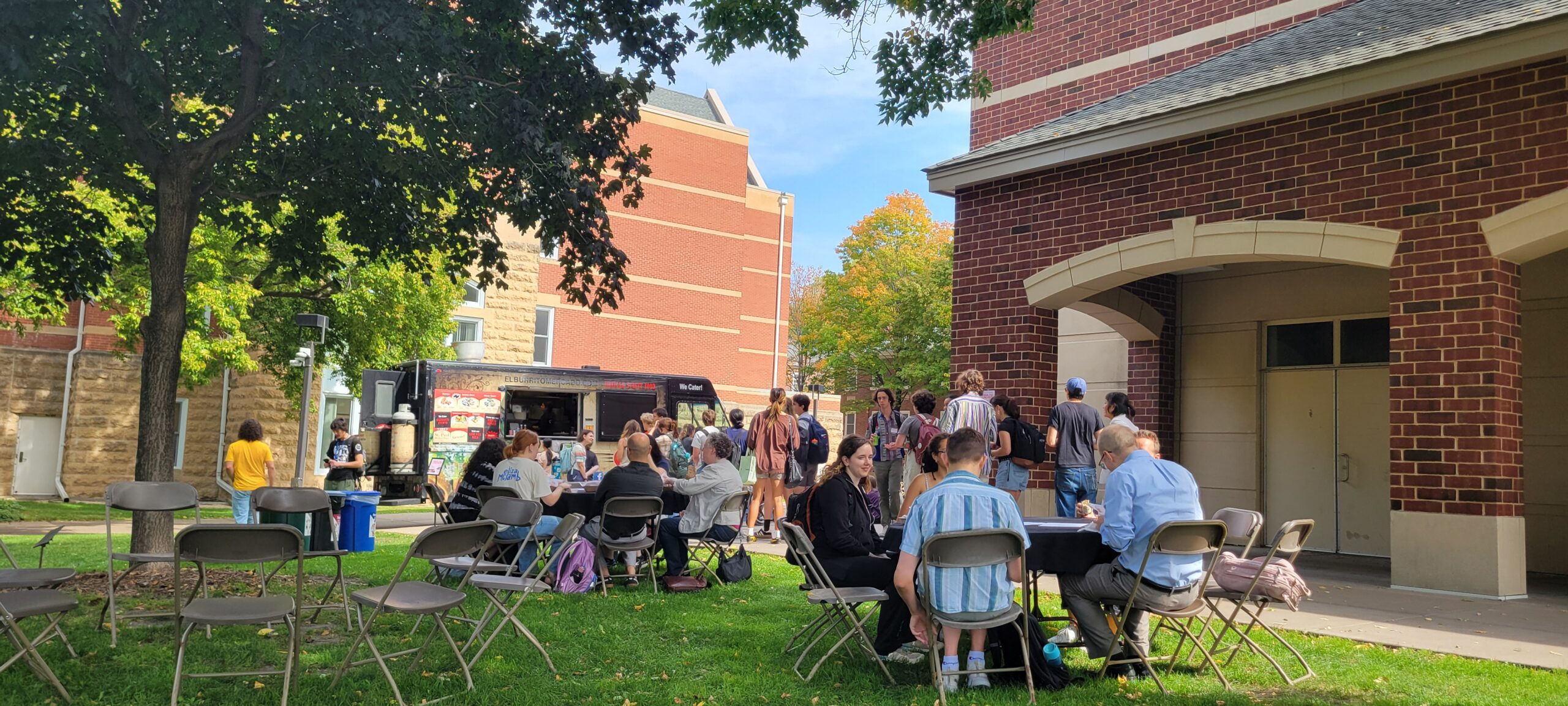 English and Creative Writing Students and Professors Gather for Fall Luncheon.