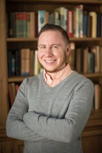 Headshot of Professor Gordon